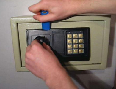 鹰潭市24小时上门开锁公司