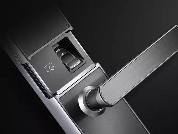 鹰潭市24小时上门开锁公司